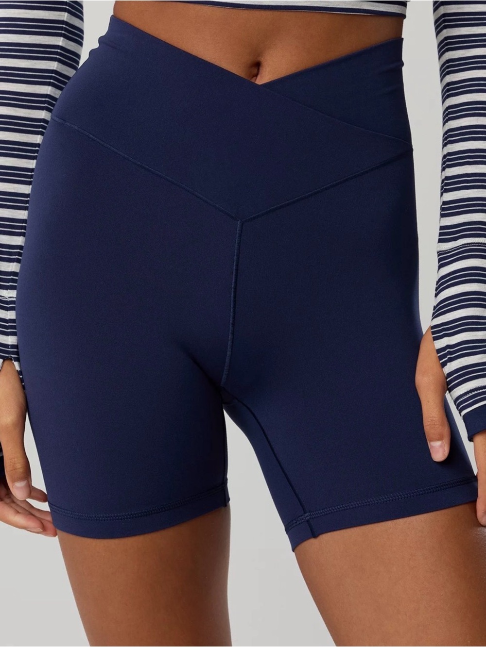 OFFLINE By Aerie Real Me Crossover High Waisted 5" Bike Short size xs